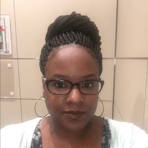 Meet your Posher, Natasha